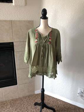 Bohemian Olive Green Floral Embroidered Lace Trim Peasant Blouse